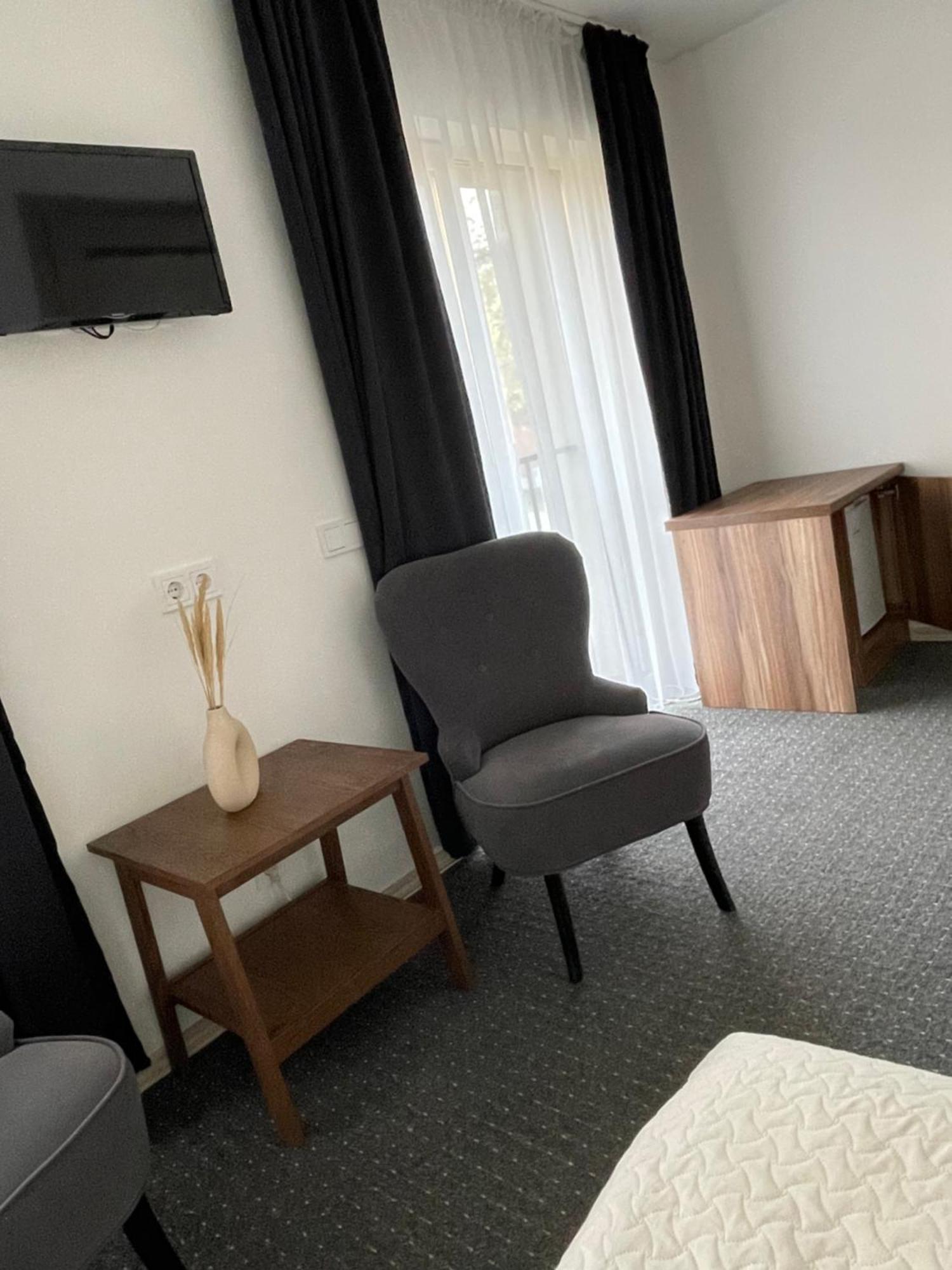 Izabeles Apartamentai بالانغا المظهر الخارجي الصورة